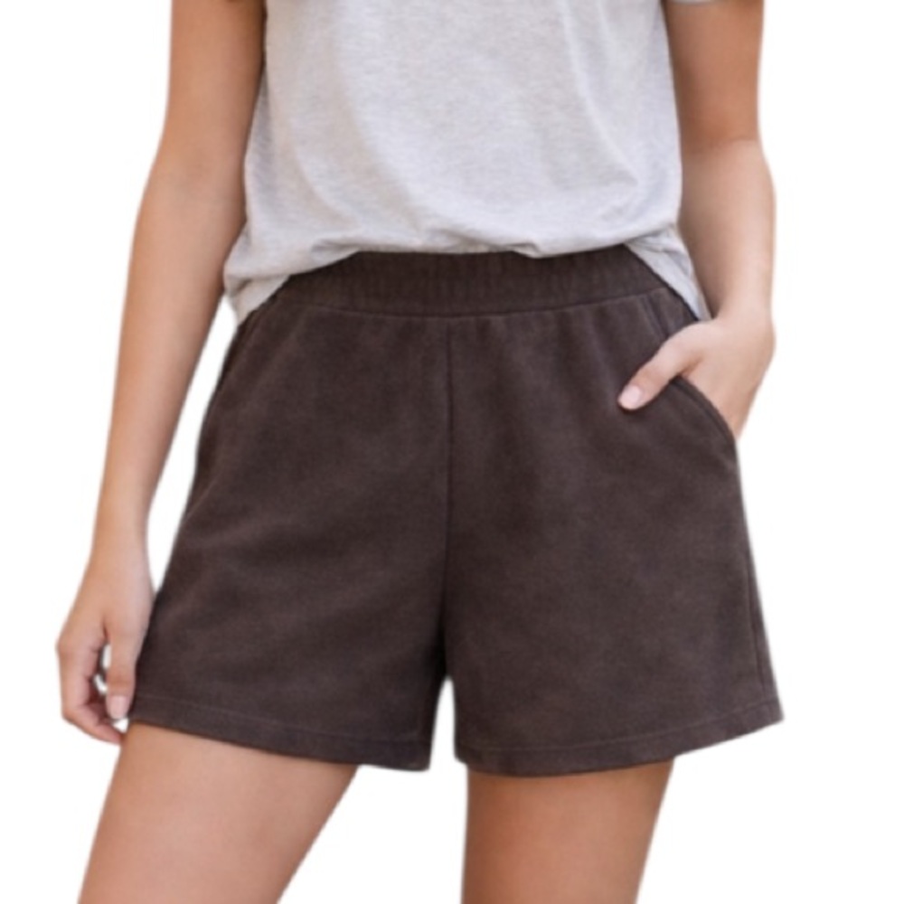 Girls black suede high rise elastic waist pocket shorts size XL